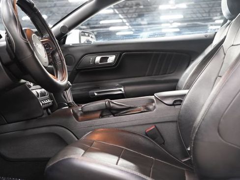 Used 2020 Ford Mustang Premium RWD image 10