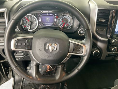 Used 2022 RAM 1500 Big Horn AWD/4WD image 11