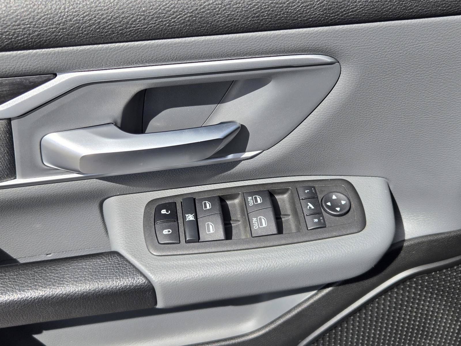 Used 2022 RAM 1500 Big Horn RWD image 22