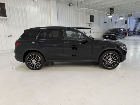 Used 2022 Mercedes-Benz GLC 300 image 6
