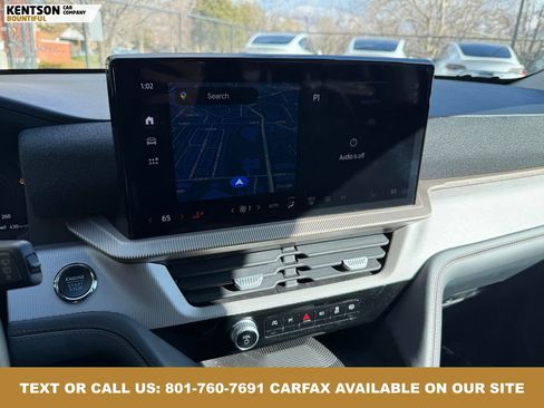 Used 2025 Ford Explorer Active image 23