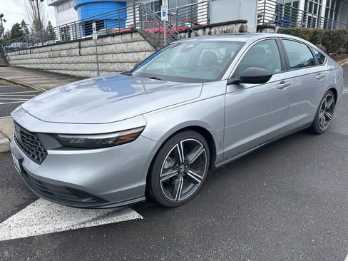 Used 2023 Honda Accord Sport image 34