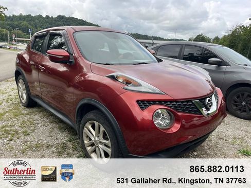Used 2016 Nissan Juke S FWD image 1
