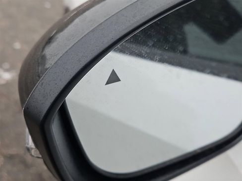 New 2026 Nissan Kicks SR w/ Cold Weather Package image 8