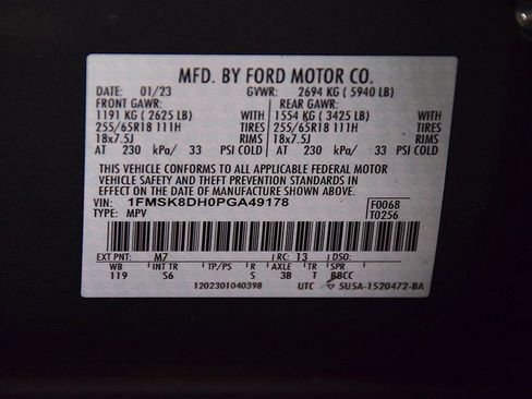 Used 2023 Ford Explorer XLT w/ Equipment Group 202A image 17