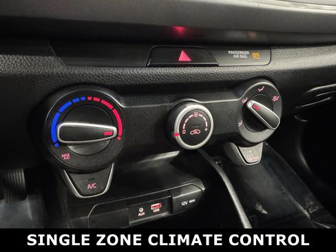 Used 2018 Kia Rio LX image 7