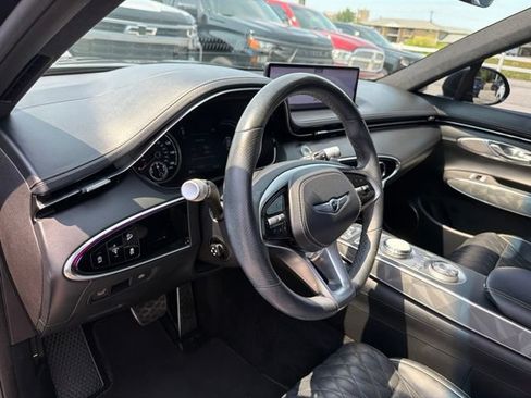Used 2022 Genesis GV70 3.5T Sport w/ Sport Advanced Package AWD/4WD image 17