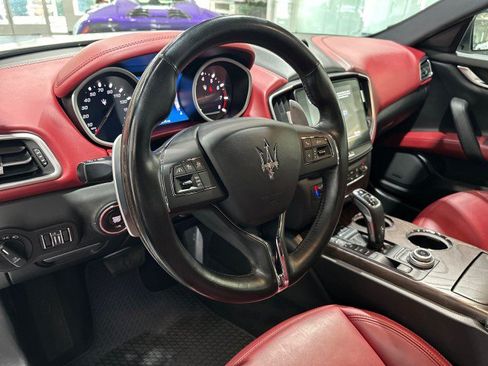 Used 2019 Maserati Ghibli S GranLusso RWD image 33