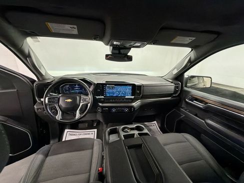 Used 2025 Chevrolet Silverado 1500 LT RWD image 20
