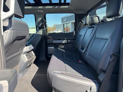 Used 2023 Ford F250 Lariat w/ Lariat Ultimate Package image 40