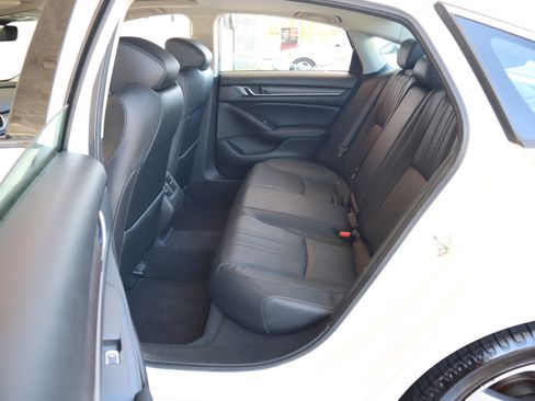 Used 2018 Honda Accord EX-L image 21