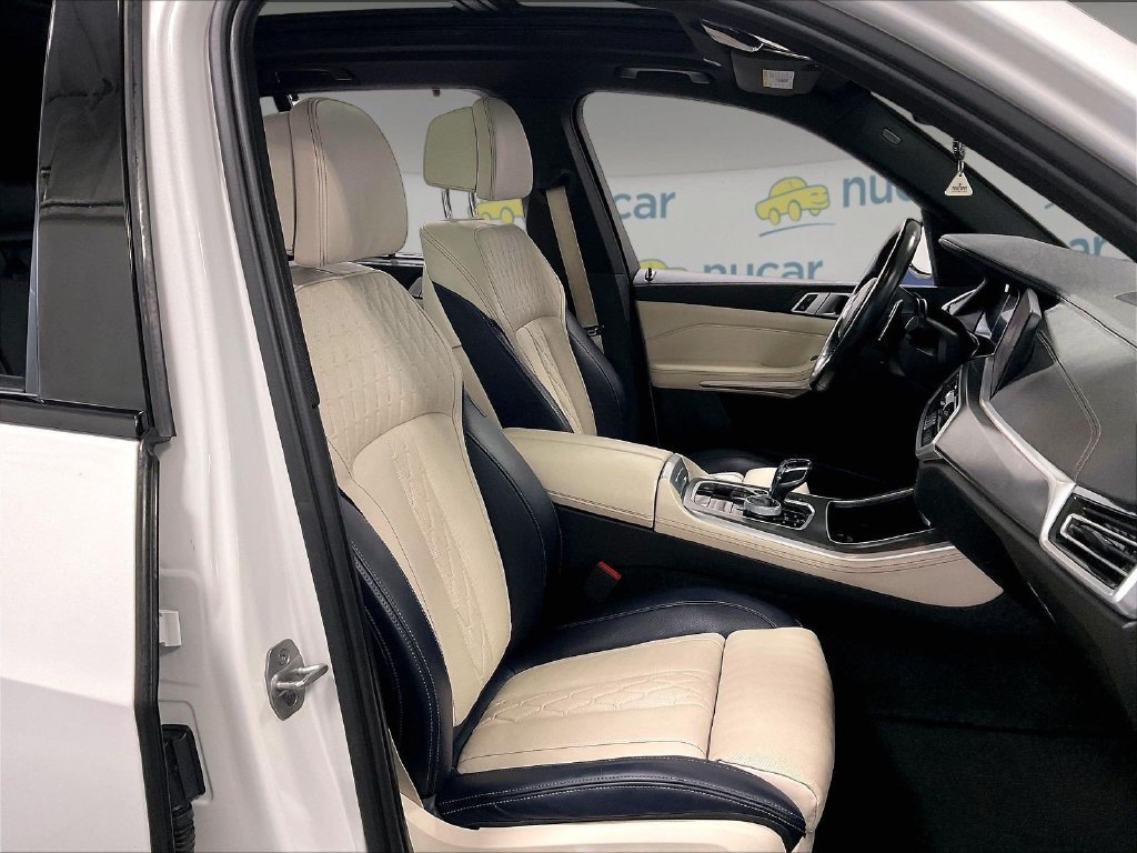 Used 2022 BMW X5 xDrive40i w/ M Sport Package AWD/4WD image 11