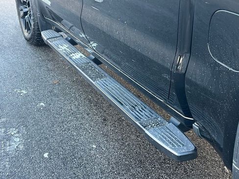 Used 2023 GMC Sierra 1500 Elevation image 37