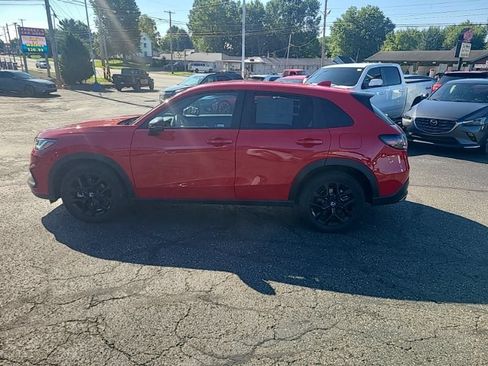 Used 2024 Honda HR-V Sport image 3