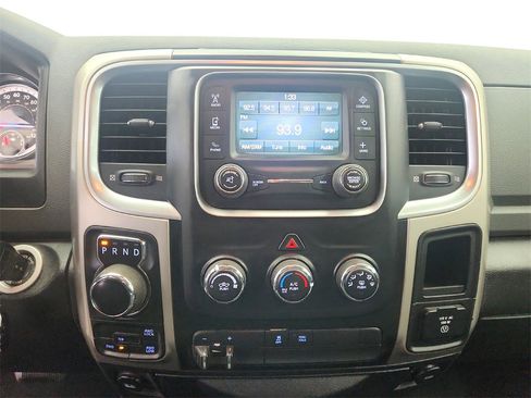 Used 2018 RAM 1500 Outdoorsman image 13