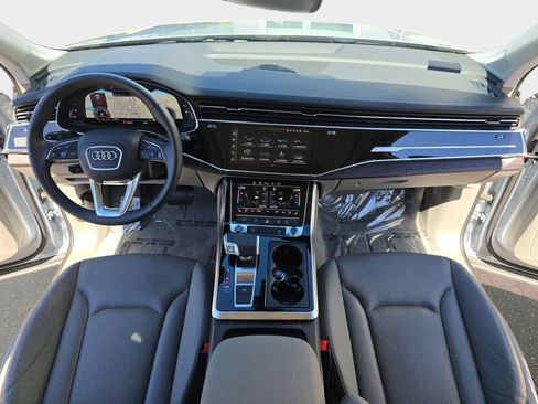 Used 2023 Audi Q7 2.0T Premium Plus w/ Premium Plus Package AWD/4WD image 9
