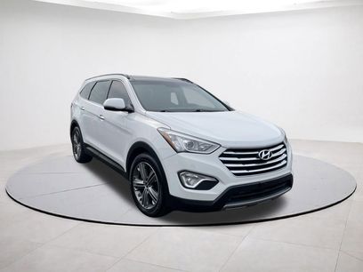 Used 2016 Hyundai Santa Fe SE w/ Option Group 03
