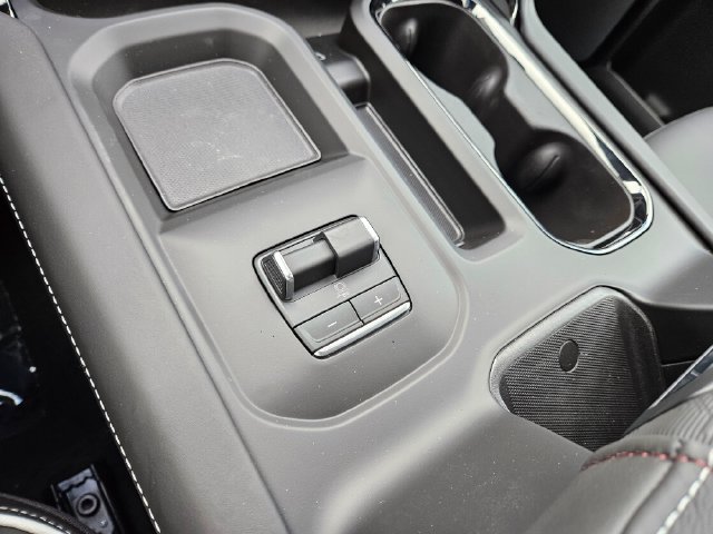New 2026 GMC Sierra 2500 AT4X AWD/4WD image 32