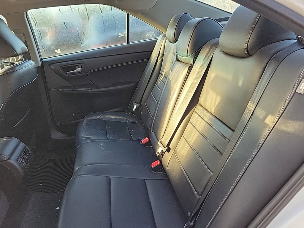 Used 2017 Toyota Camry XLE w/ Moonroof Package FWD image 14