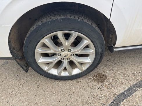 Used 2018 Ford Expedition Max Limited w/ Equipment Group 302A AWD/4WD image 9