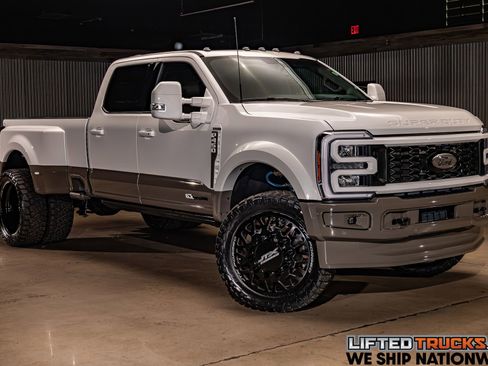 Used 2026 Ford F450 King Ranch w/ FX4 Off-Road Package AWD/4WD image 1