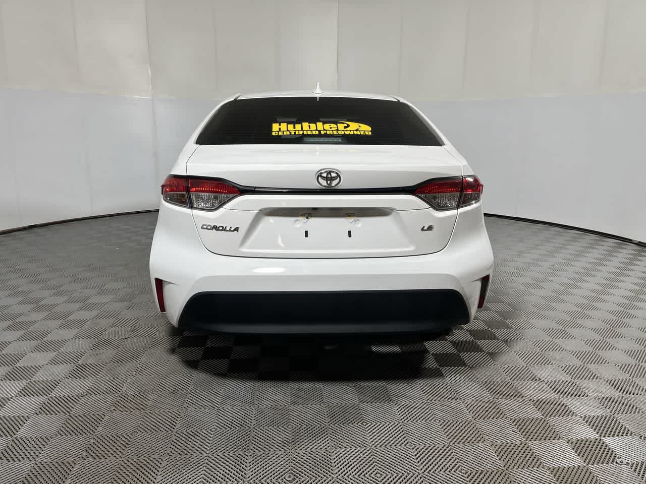 Used 2025 Toyota Corolla LE w/ LE Premium Package FWD image 7