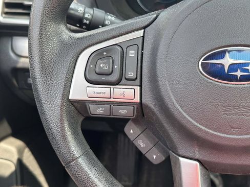 Used 2017 Subaru Forester 2.5i Premium AWD/4WD image 25
