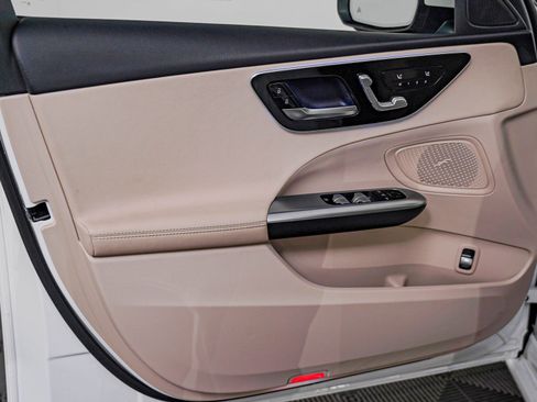 Certified 2024 Mercedes-Benz C 300 Sedan image 25