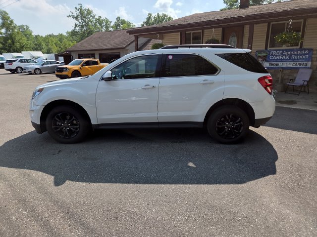 Used 2017 Chevrolet Equinox LT w/ Convenience Package FWD image 3