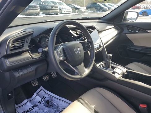 Used 2018 Honda Civic Sport image 18