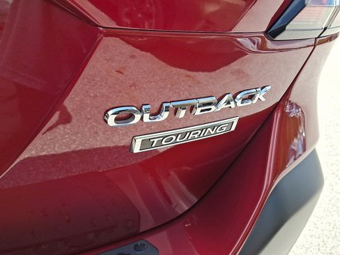Used 2024 Subaru Outback Touring AWD/4WD image 5