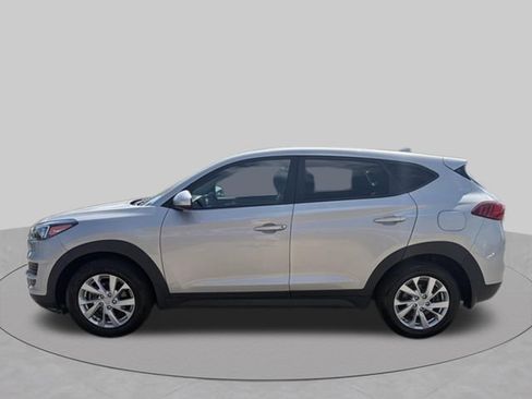 Used 2021 Hyundai Tucson SE w/ Winter Weather Package AWD/4WD image 3