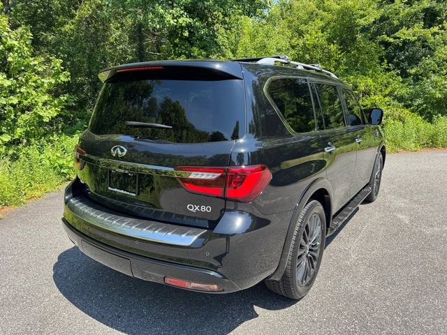 Used 2024 INFINITI QX80 Sensory AWD/4WD image 6