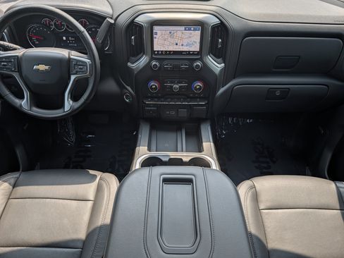 Used 2019 Chevrolet Silverado 1500 LTZ w/ LTZ Premium Package AWD/4WD image 10