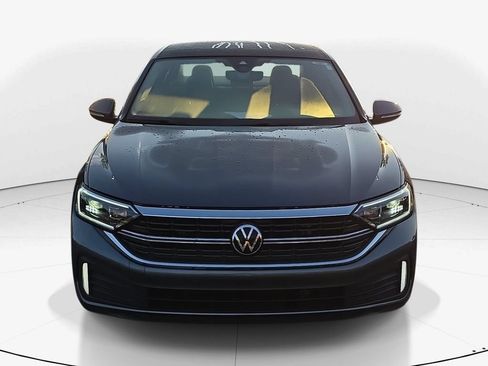 Used 2024 Volkswagen Jetta SEL FWD image 6