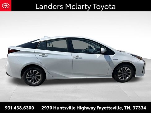 Used 2021 Toyota Prius Limited w/ Premium Convenience Package FWD image 3