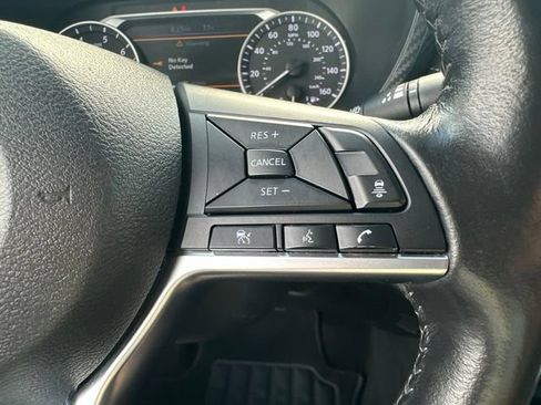 Used 2023 Nissan Sentra SV FWD image 15