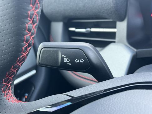 New 2025 Ford Explorer ST-Line w/ Premium Package image 10