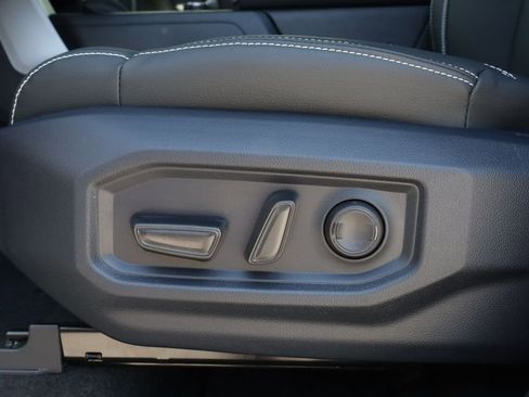 New 2026 Toyota Tundra SR5 AWD/4WD image 17