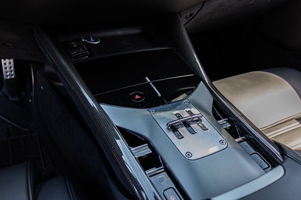 Used 2023 Ferrari Purosangue AWD/4WD image 5