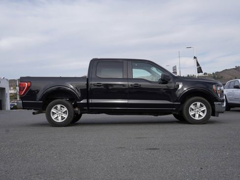 Used 2023 Ford F150 XLT image 3