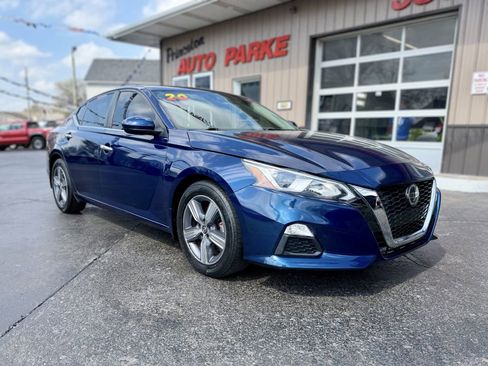 Used 2020 Nissan Altima 2.5 S w/ Driver Assist Package image 2