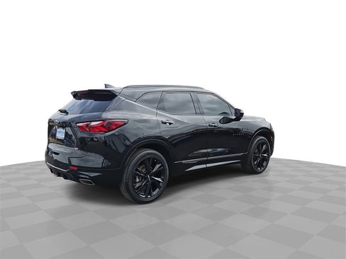Certified 2022 Chevrolet Blazer RS w/ Enhanced Convenience Package image 8
