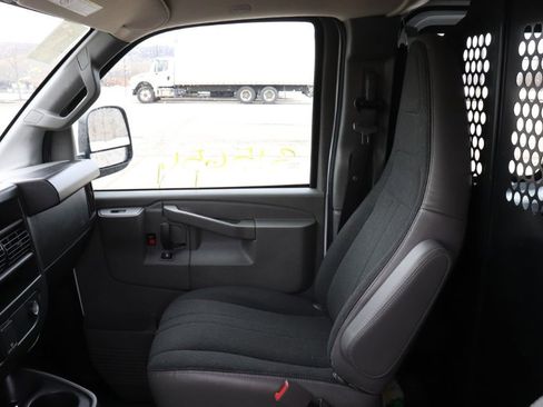 Used 2024 Chevrolet Express 2500 w/ Driver Convenience Package RWD image 10
