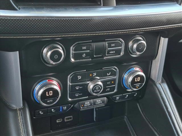 Used 2022 GMC Yukon XL SLT w/ SLT Premium Package RWD image 14