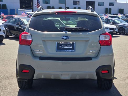 Used 2014 Subaru Crosstrek 2.0i Premium w/ Moonroof Package AWD/4WD image 6