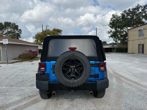 Used 2015 Jeep Wrangler Sport AWD/4WD image 8