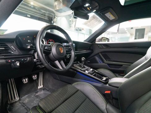 Certified 2024 Porsche 911 Carrera T RWD image 4