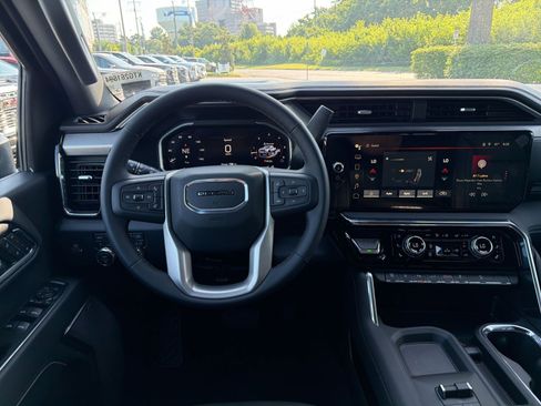 New 2026 GMC Sierra 2500 Denali w/ Denali Reserve Package AWD/4WD image 16