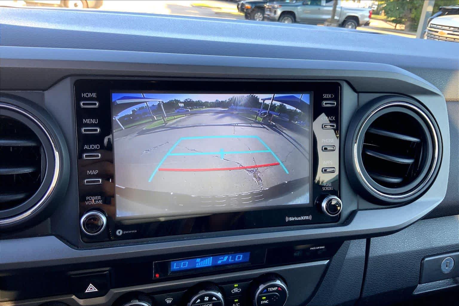 Used 2023 Toyota Tacoma TRD Off-Road w/ Technology Package AWD/4WD image 27